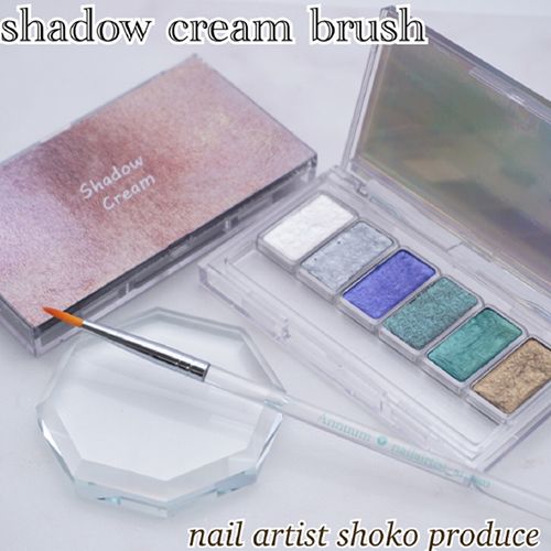 【shokoプロデュース】シャドークリーム専用ブラシ【お取り寄せ】【ゆうパケット】